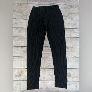 🤎3/$10 Black Scrunched Design Leggings Size Large